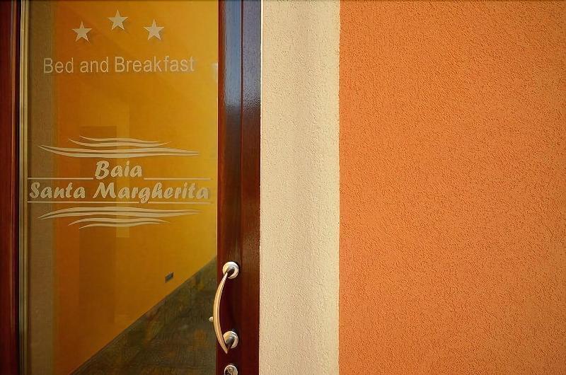 Baia Santa Margherita B&B Castelluzzo Extérieur photo