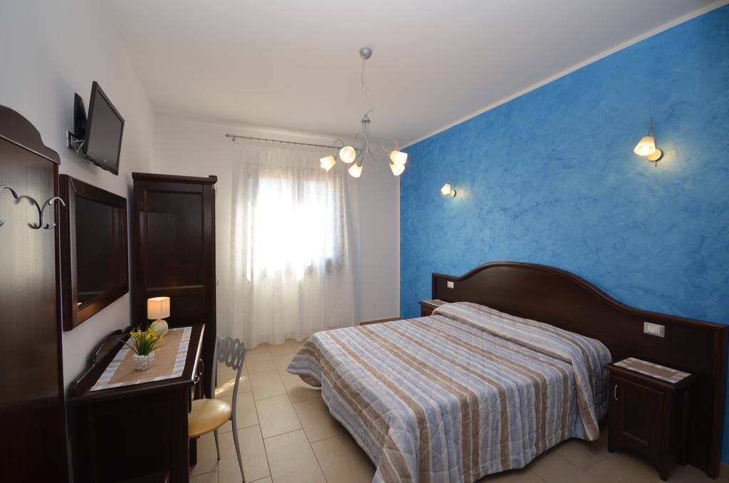 Baia Santa Margherita B&B Castelluzzo Chambre photo