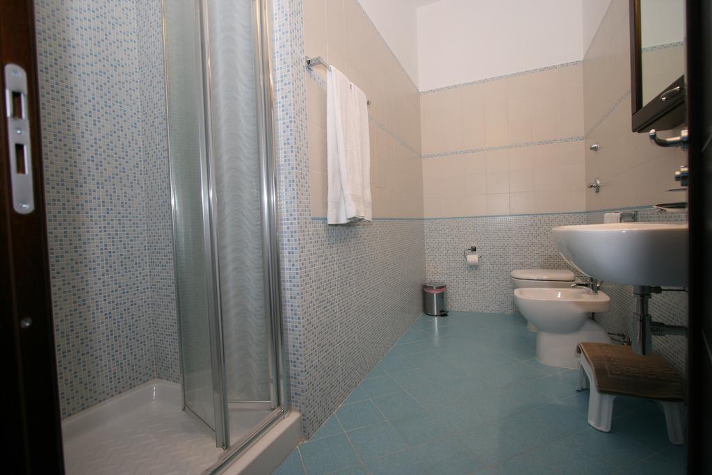 Baia Santa Margherita B&B Castelluzzo Chambre photo
