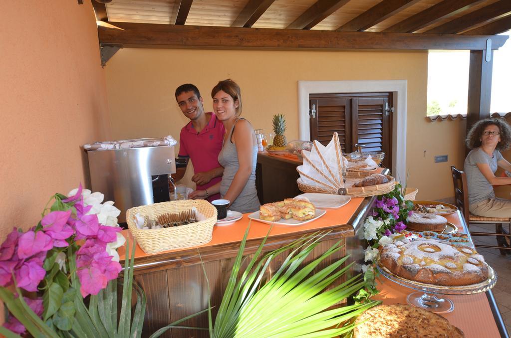 Baia Santa Margherita B&B Castelluzzo Extérieur photo