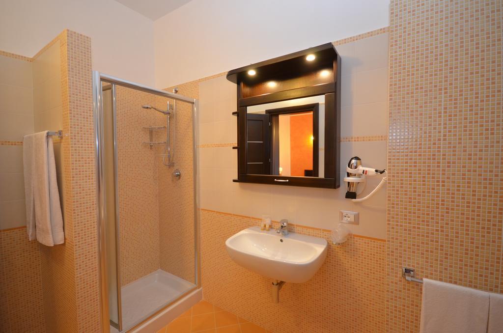 Baia Santa Margherita B&B Castelluzzo Chambre photo